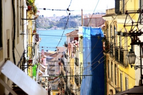 "Quem precisa de arrendar casa está completamente vulnerável", diz o secretário-geral da Associação de Inquilinos Lisbonenses. Foto Meridianos